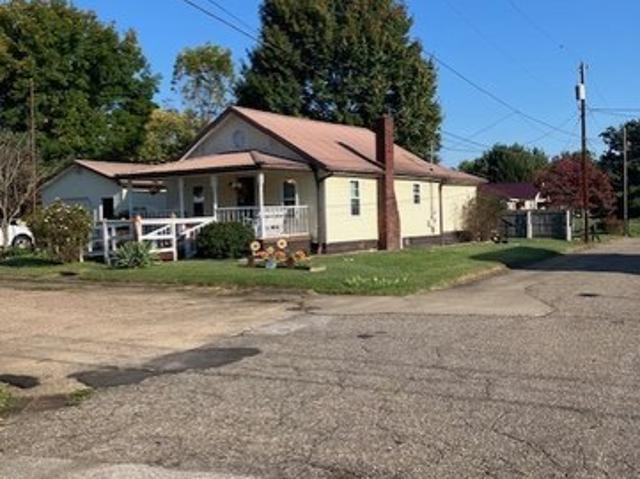 House for sale in New Haven, Mason County