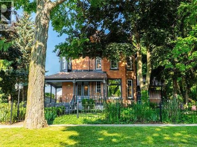 House for sale in Brights Grove, Ontario