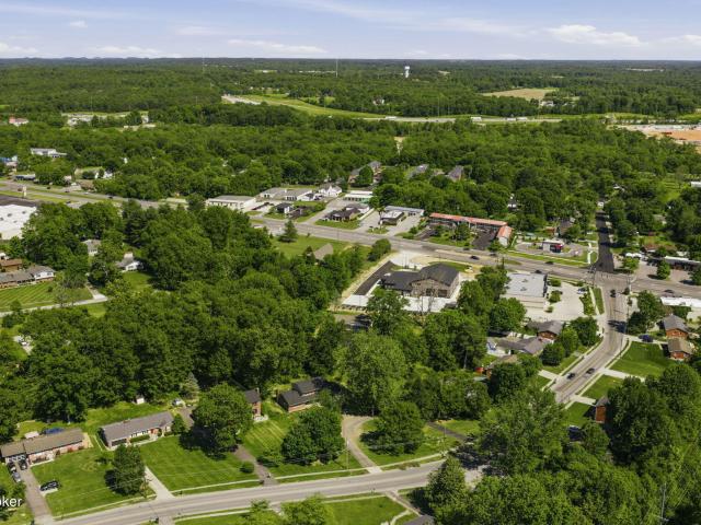 House for sale in Cecilia, Kentucky