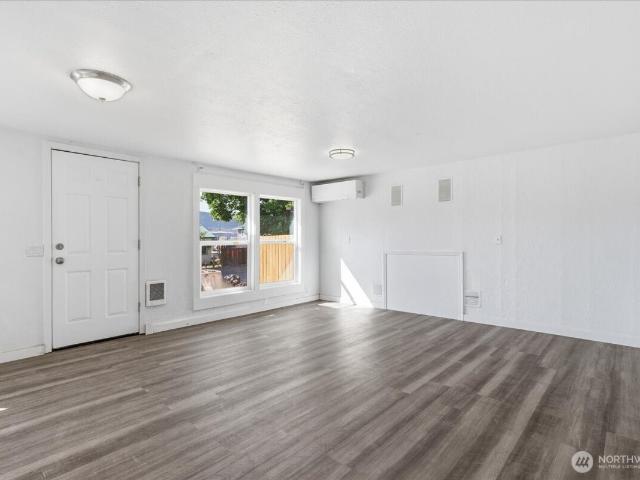 House for sale in Electric City, Washington