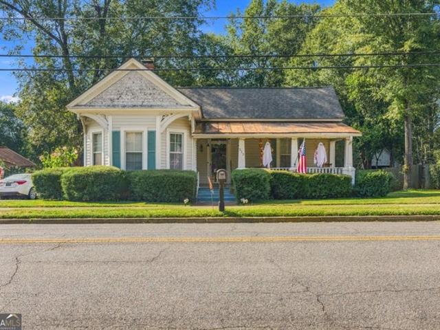 House for sale in North Harris Street Historic District, Sandersville