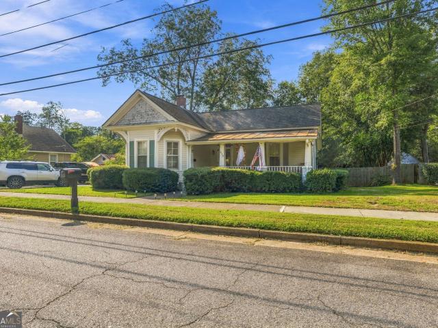 House for sale in North Harris Street Historic District, Sandersville