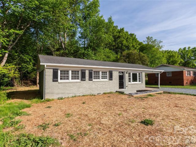 House for sale in Wingate, North Carolina