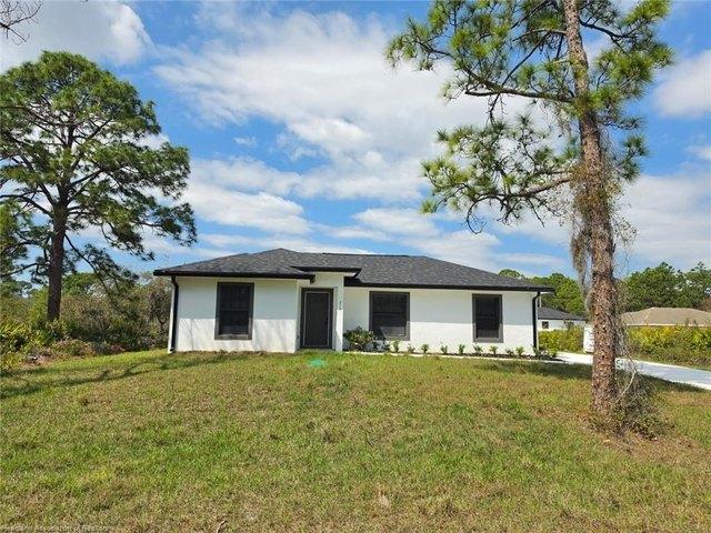 House for sale in Lake Placid, Florida