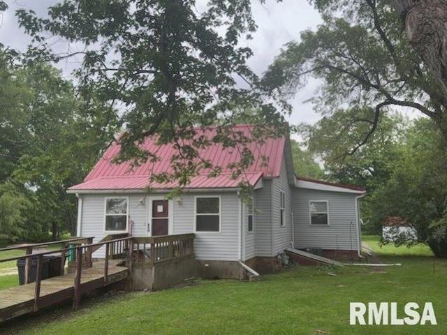 House for sale in Fulton, Illinois