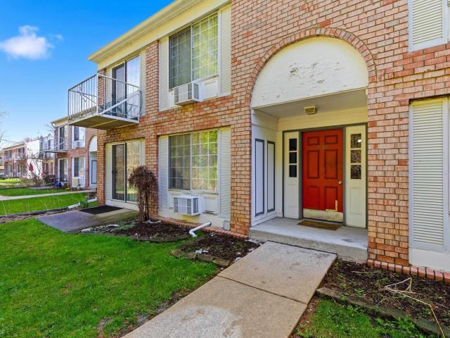 Condo for sale in Middleton, Wisconsin