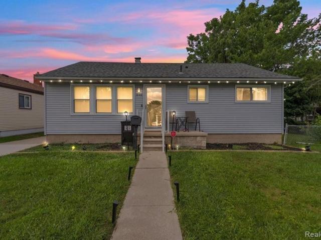 House for sale in Lincoln Park, Michigan