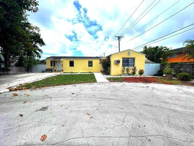 House for sale in Hollywood, Florida