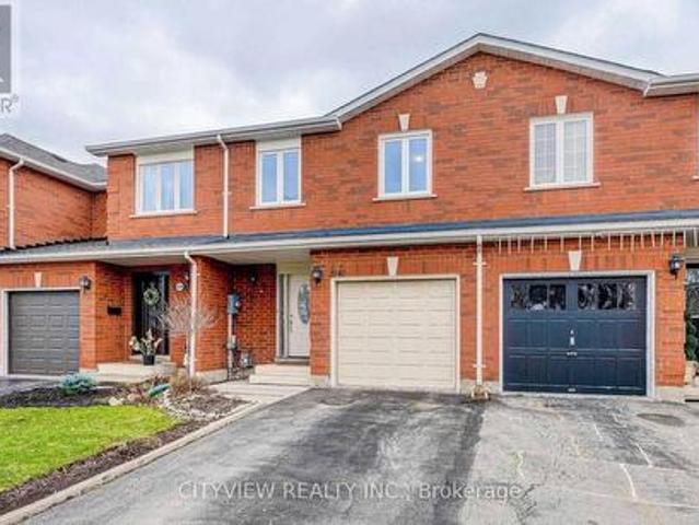 House for sale in Oakville, Golden Horseshoe