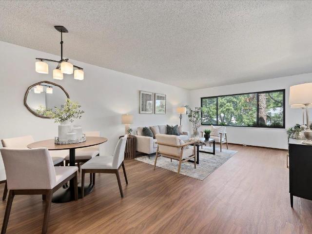 Condo for sale in Menlo Park