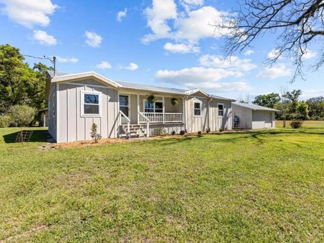 House for sale in Bell, Florida