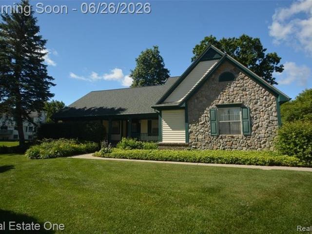 House for sale in Lake Orion, Michigan