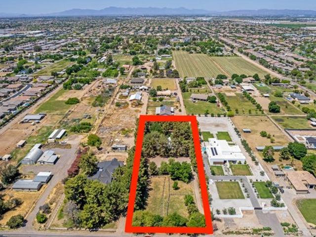House for sale in Chandler, Arizona