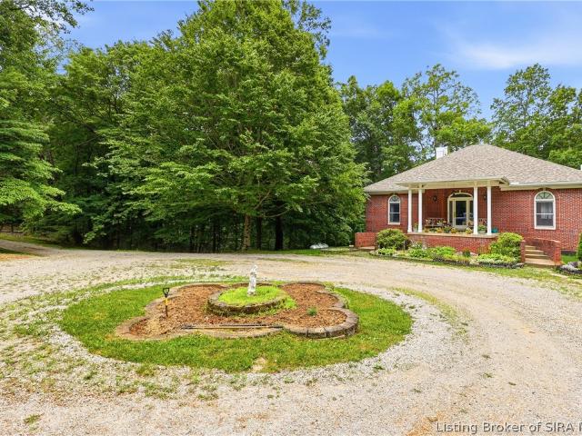 Farm for sale in Borden, Clark County