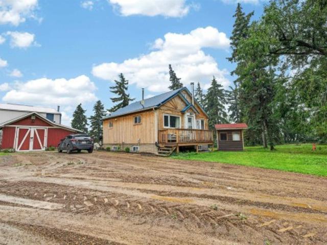 House for sale in Alberta