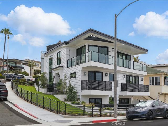 House for sale in Hermosa Beach, California