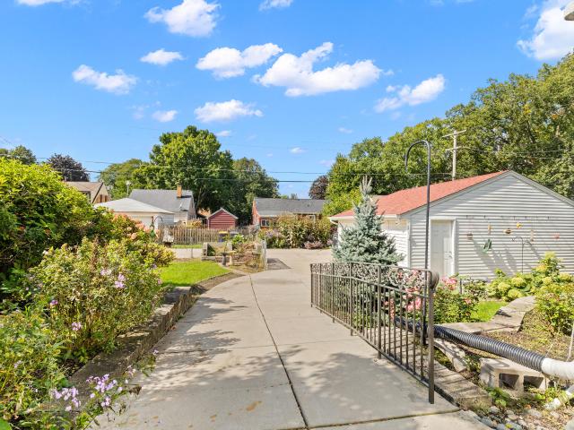 House for sale in Biwer's Woods, West Allis