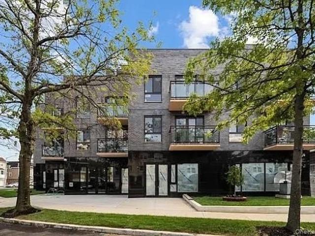 Condo for sale in Queens, Arverne