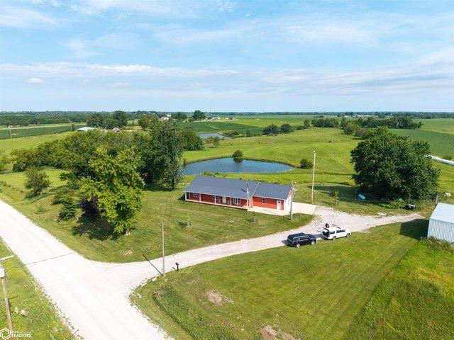 House for sale in Fairfield, Iowa