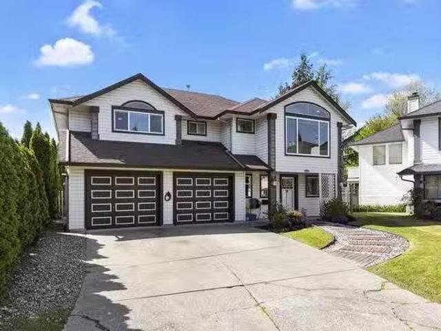 House for sale in Walnut Grove, British Columbia