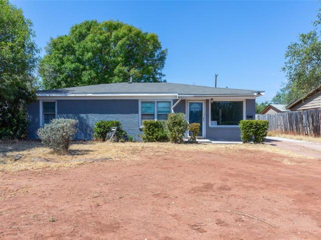 House for sale in Taylor, Texas