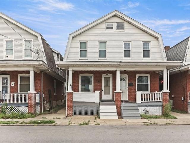 Townhouse for sale in Easton, Pennsylvania