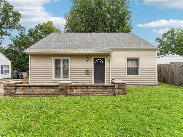 House for sale in Summit, Ohio