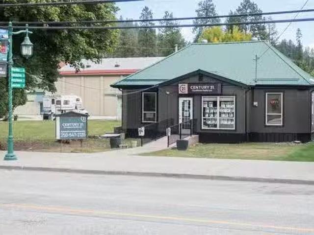 House for sale in Lumby, British Columbia
