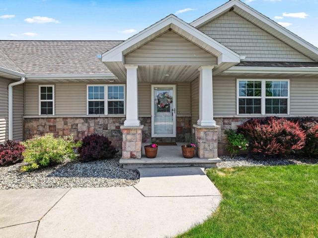 House for sale in De Pere, Wisconsin