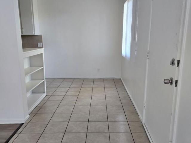 Apartment for rent in Long Beach, California