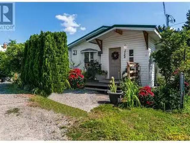 House for sale in Cawston, British Columbia