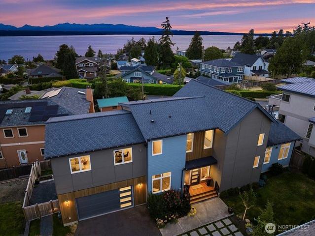 House for sale in Shoreline, Washington