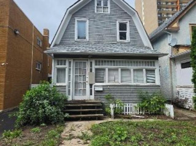 House for sale in Gladmer Park, Regina