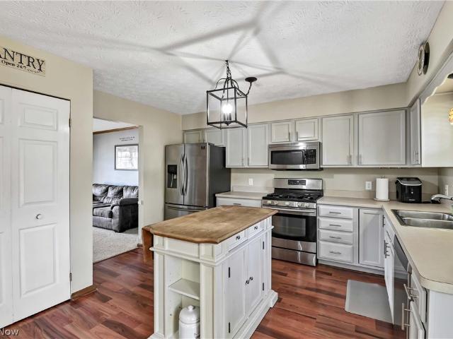 House for sale in Lorain, Lorain County