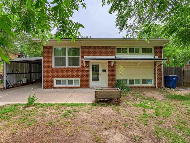 House for sale in Kansas