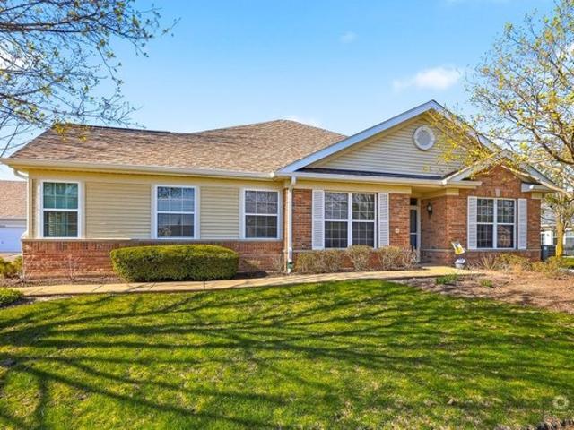 Townhouse for sale in Crest Hill, Illinois