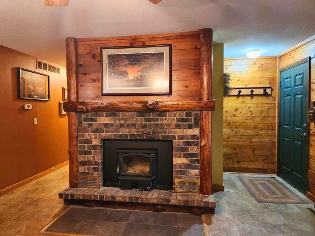 House for sale in Chariton, Iowa