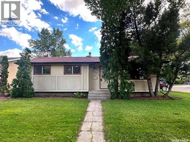House for sale in Westview, Saskatoon