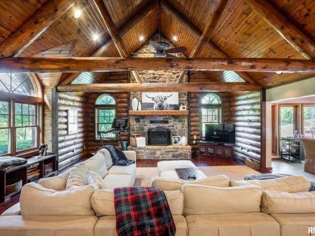 House for sale in Anna, Illinois