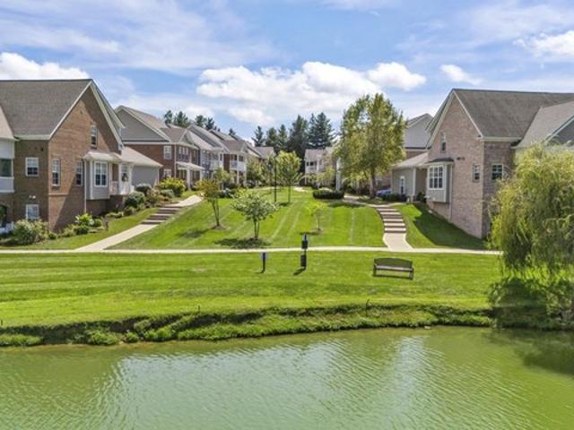 Townhouse for sale in Eastland, Lexington