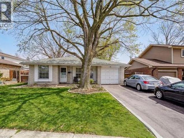 House for sale in Burlington, Ontario