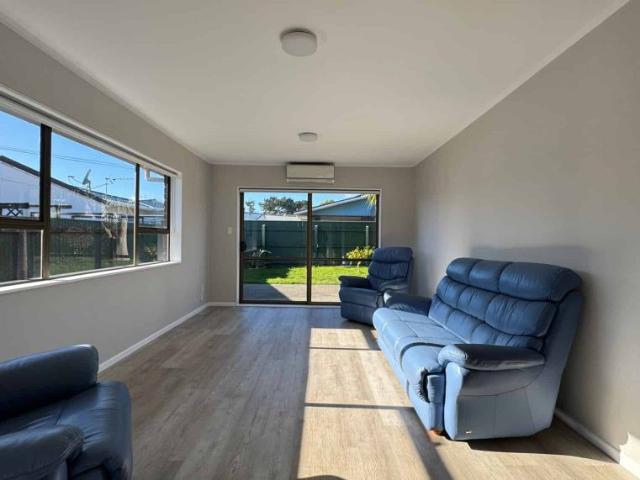 Townhouse for rent in Hillsborough, Taranaki
