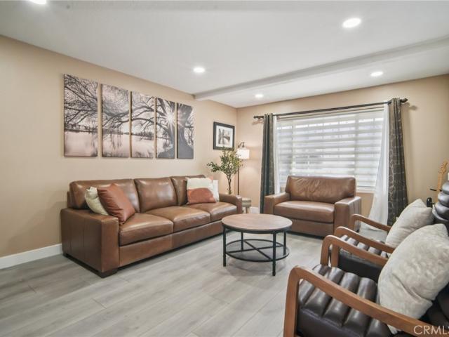 Condo for sale in Foothill Ranch, California