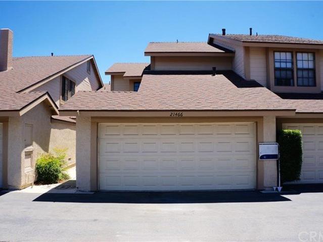 Condo for sale in Smoketree Condominiums, Lake Forest