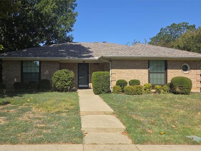 House for sale in Denton, Texas