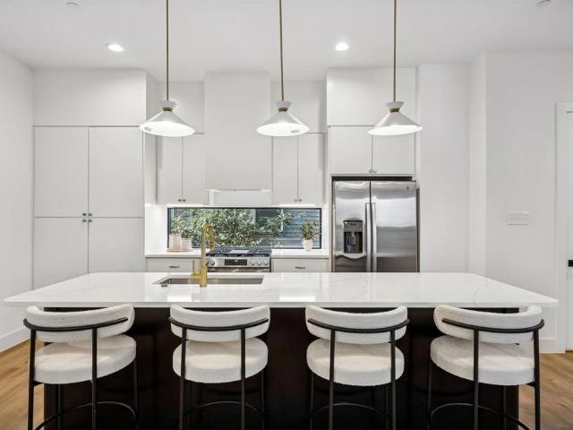 Condo for sale in Dallas, Texas
