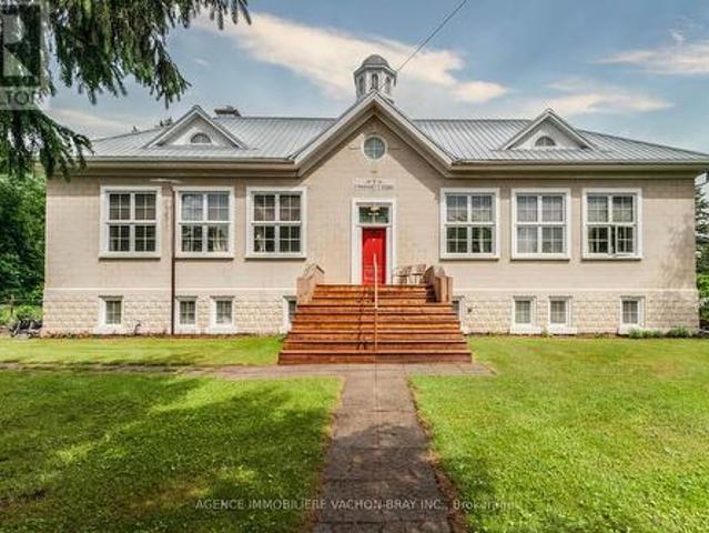 House for sale in South Glengarry, Ontario