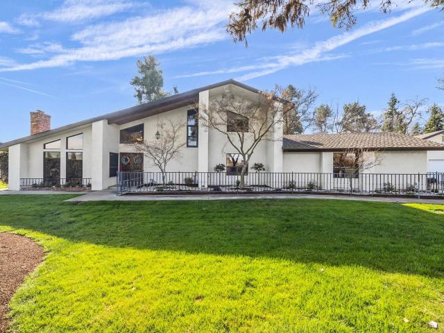 House for sale in Tulare, California