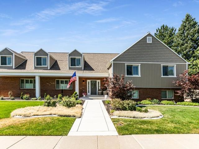 House for sale in Sandy, Utah