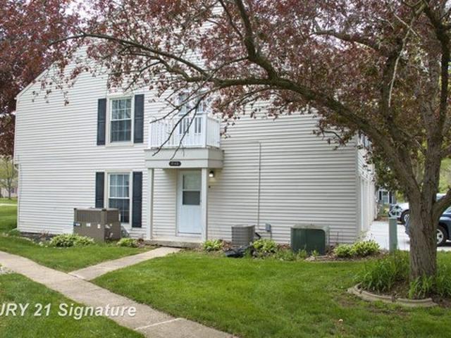Condo for sale in Flushing, Michigan